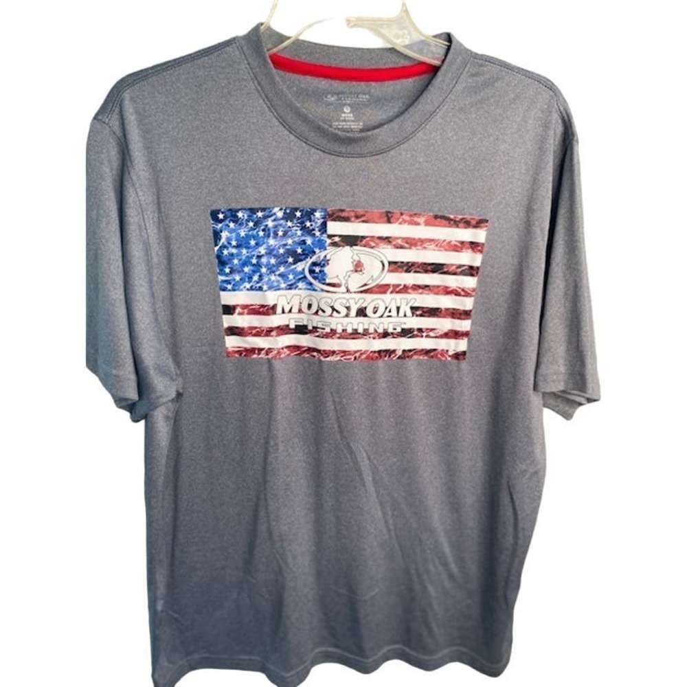 Mossy Oak Fishing American Flag T-Shirt Men's Sz Large NWOTs‎